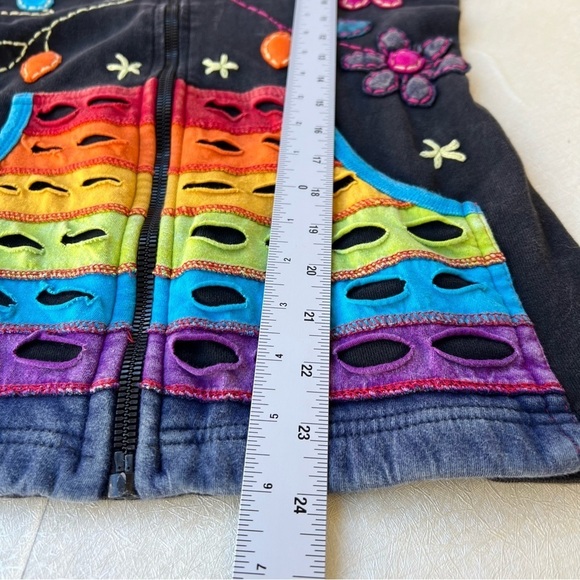 Vintage Rising International Hoodie
Rainbow Floral Patchwork Women Size … - Picture 4 of 9